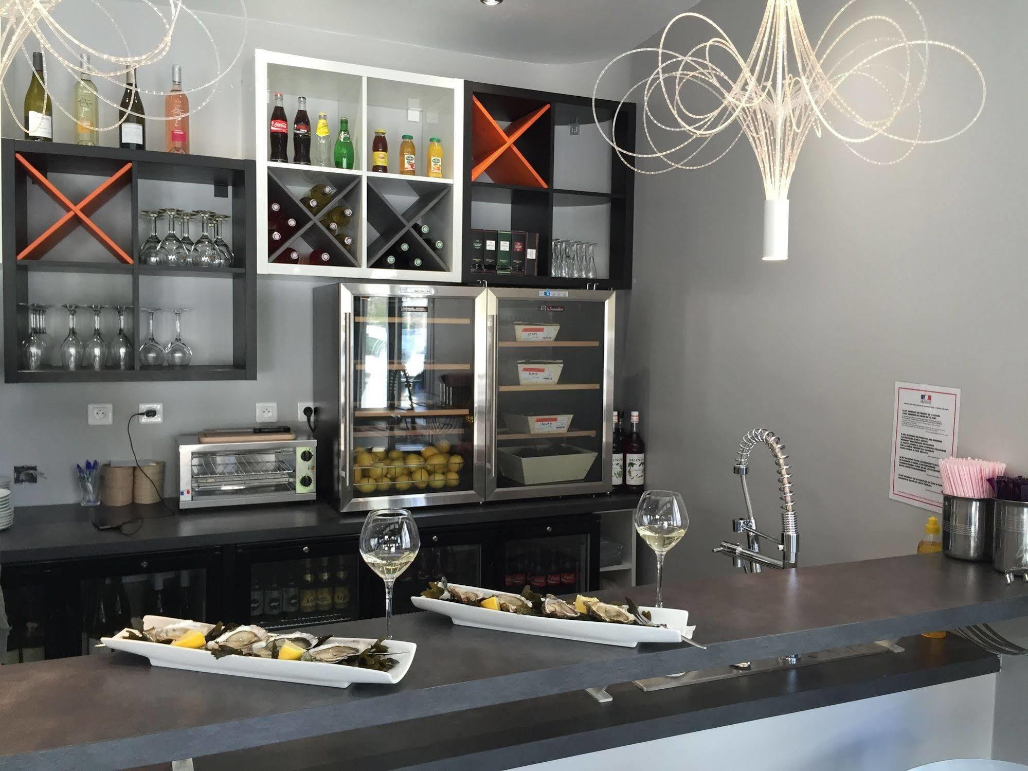 Hotel Restaurant La Voile - Le Dock'Er Locmariaquer Εξωτερικό φωτογραφία